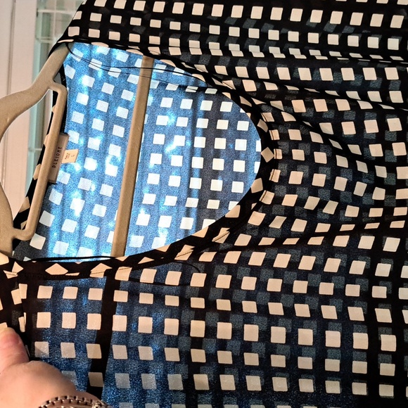 Pleione Soft Flowy Short Sleeve Blouse - Picture 4 of 4